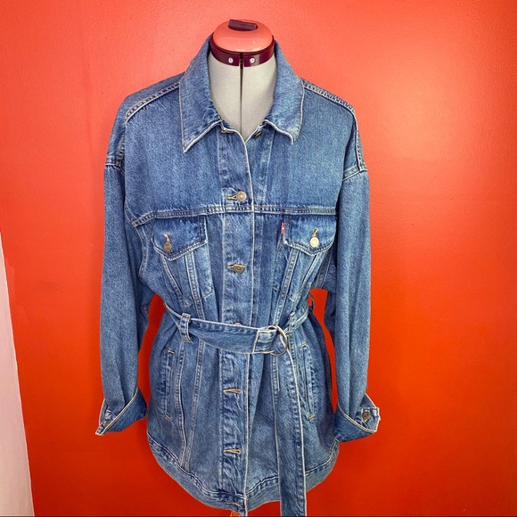 NWT Levi's Belted Trucker Jacket in Mid Blue - Picture 5 of 7